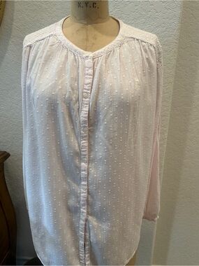 Old Navy Light Pink Swiss Dot Button-Up Blouse